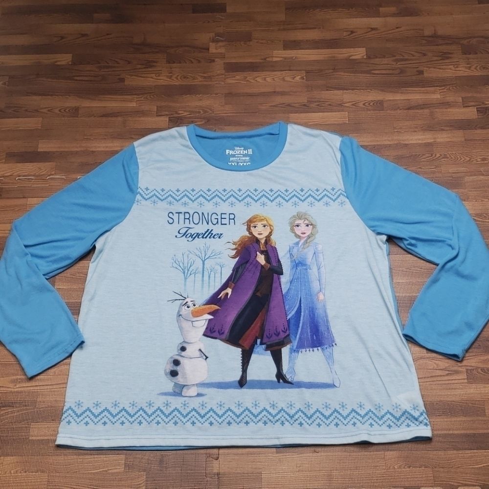 Disney Frozen II Sleep Wear size XXL